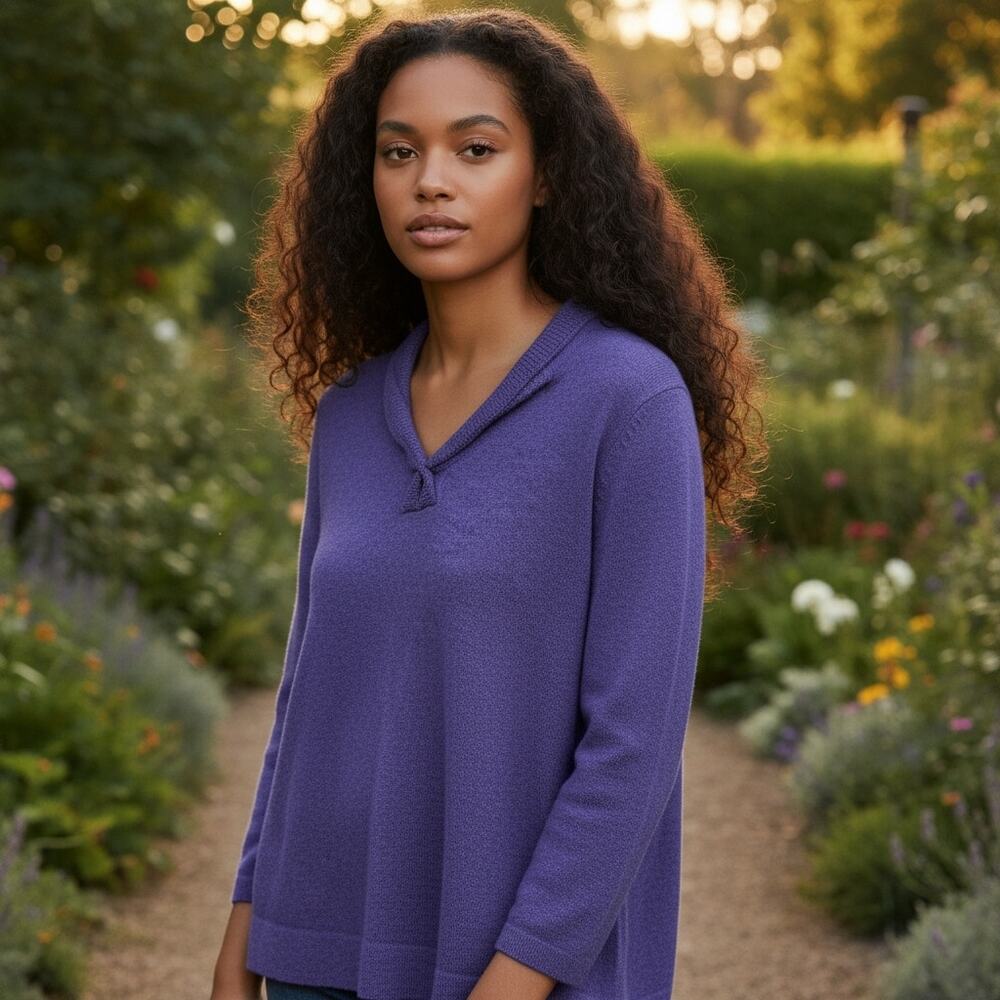 Jones New York Collection Cashmere Sweater Sz  XL  V Neck Long Sleeves